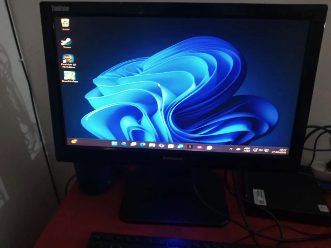 Monitor Lenovo 19.5" 