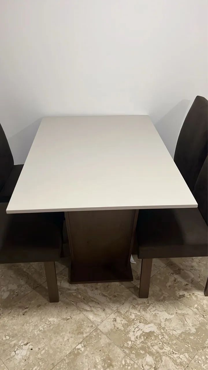 Mesa com 4 cadeiras - Foto 2