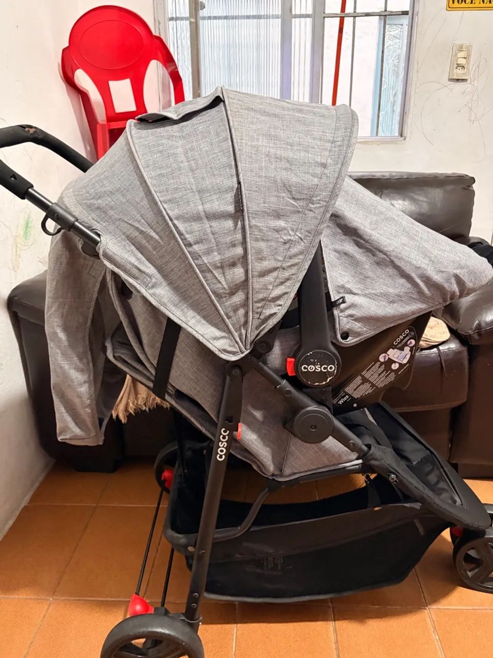 Carrinho de bebê com bebê conforto - Foto 5