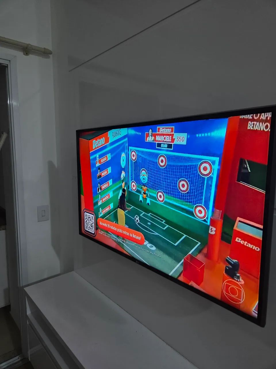 TV LG Smart de 43 polegadas422080296895784961
