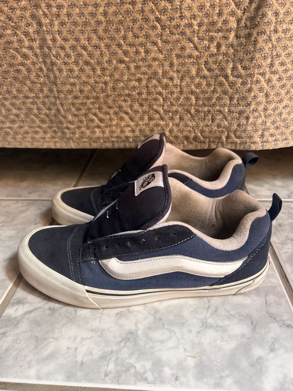 Tênis Vans Knu Skool
