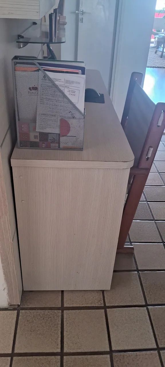 Mesa de trabalho - Foto 4