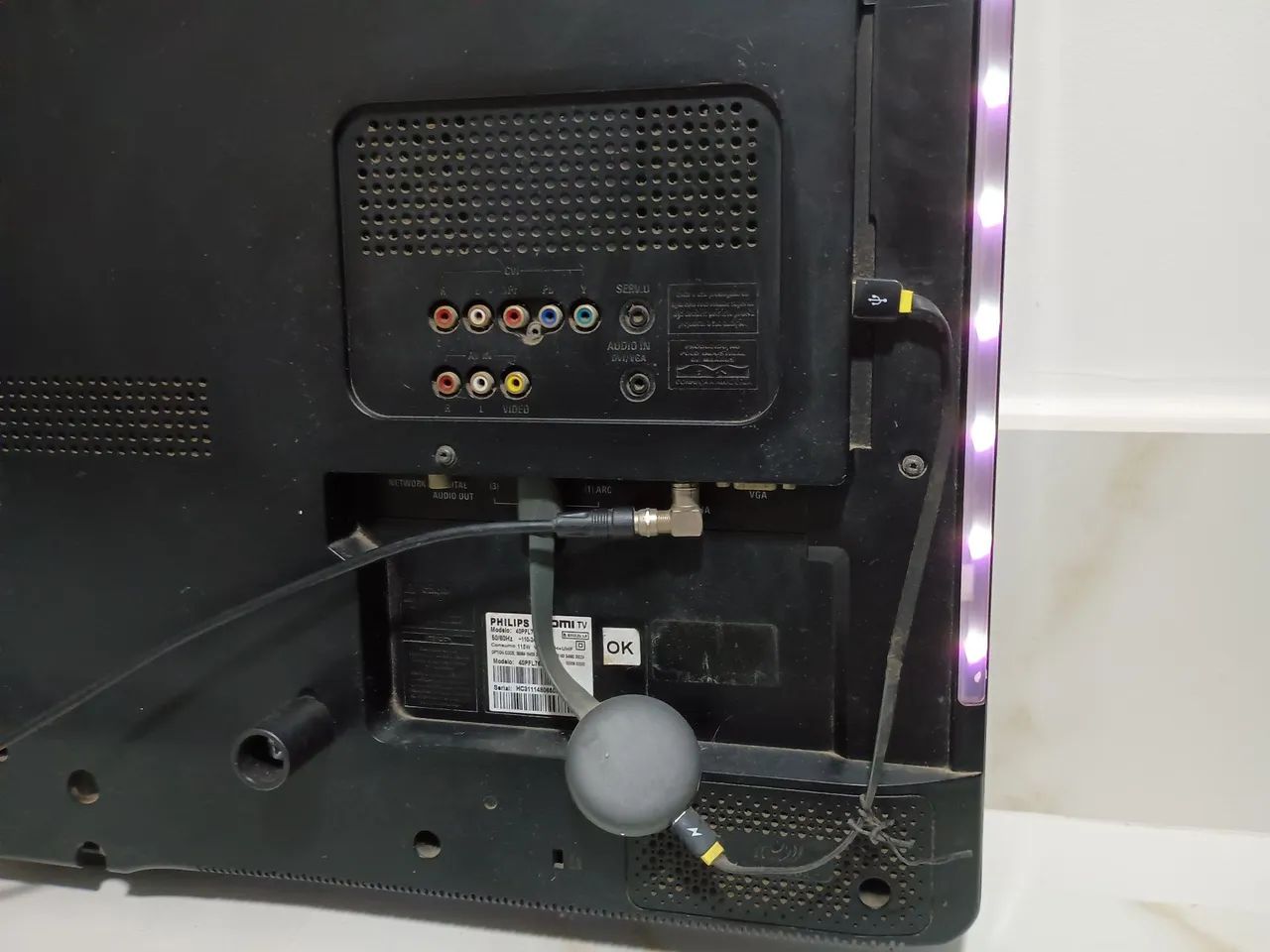 TV Philips 40" Ambilight com Chromecast funcionando. - Foto 5