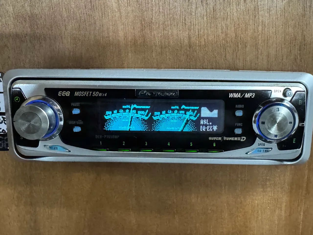 Cd radio com Bluetooth Pioneer deh-p7650mp na promoção so 2500,00