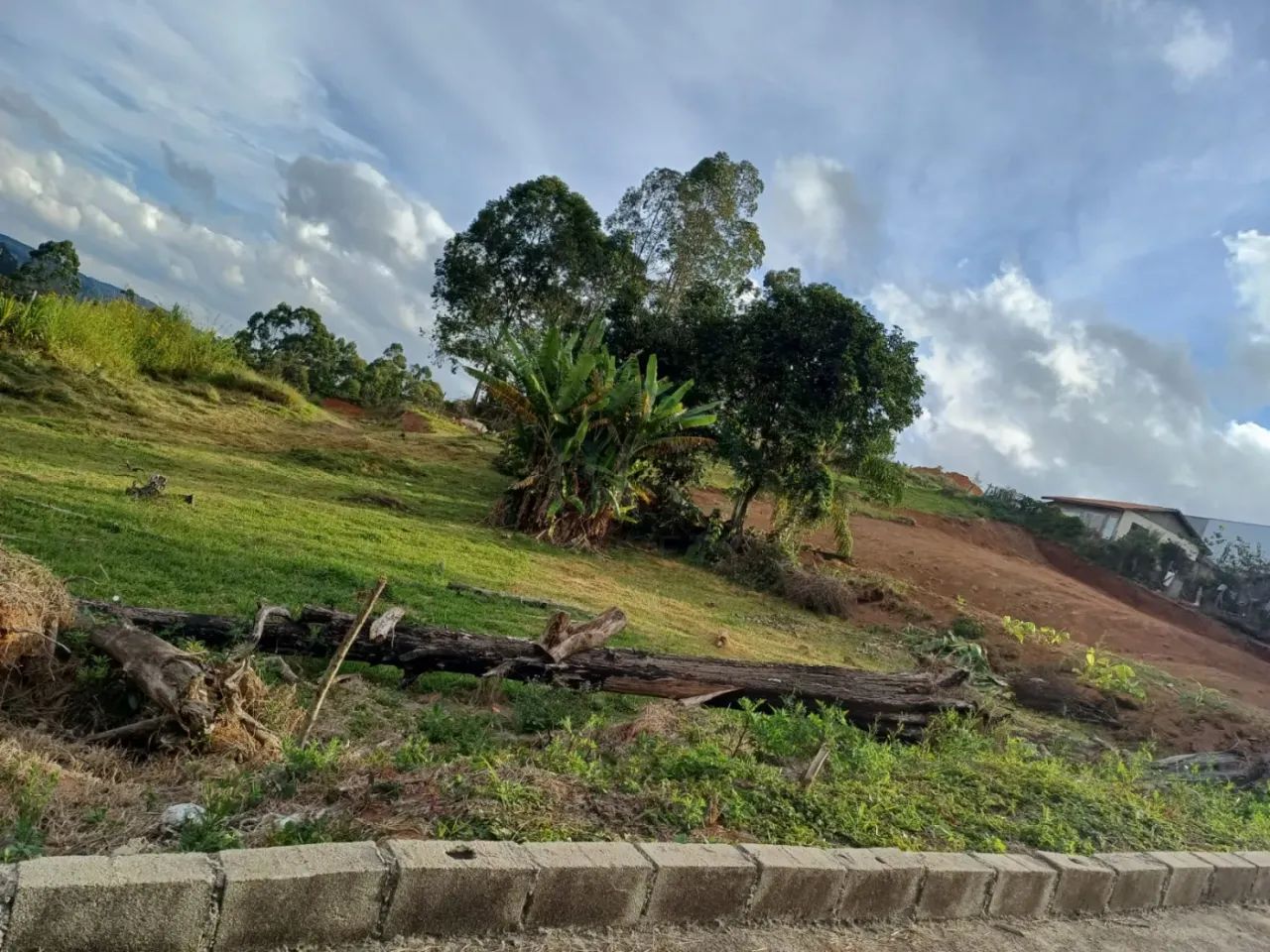 Terrenos Padrão em Poços de Caldas - Foto 2