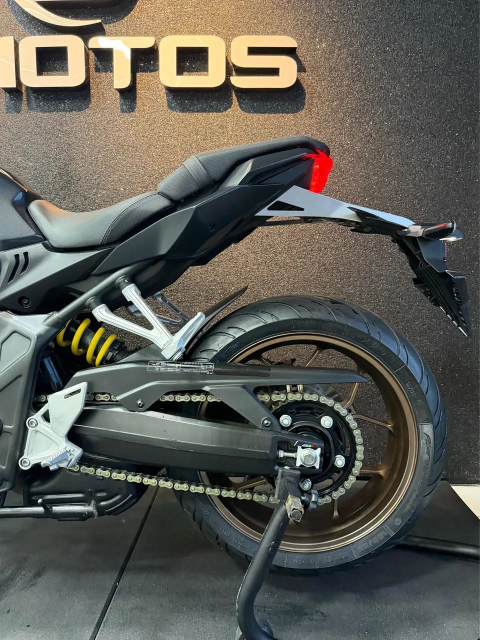 HONDA CB 650R - 2022 - EXTRA - Foto 4