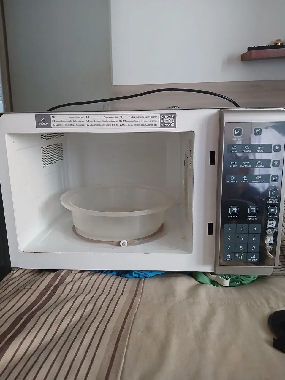 Micro- ondas Electrolux 31L