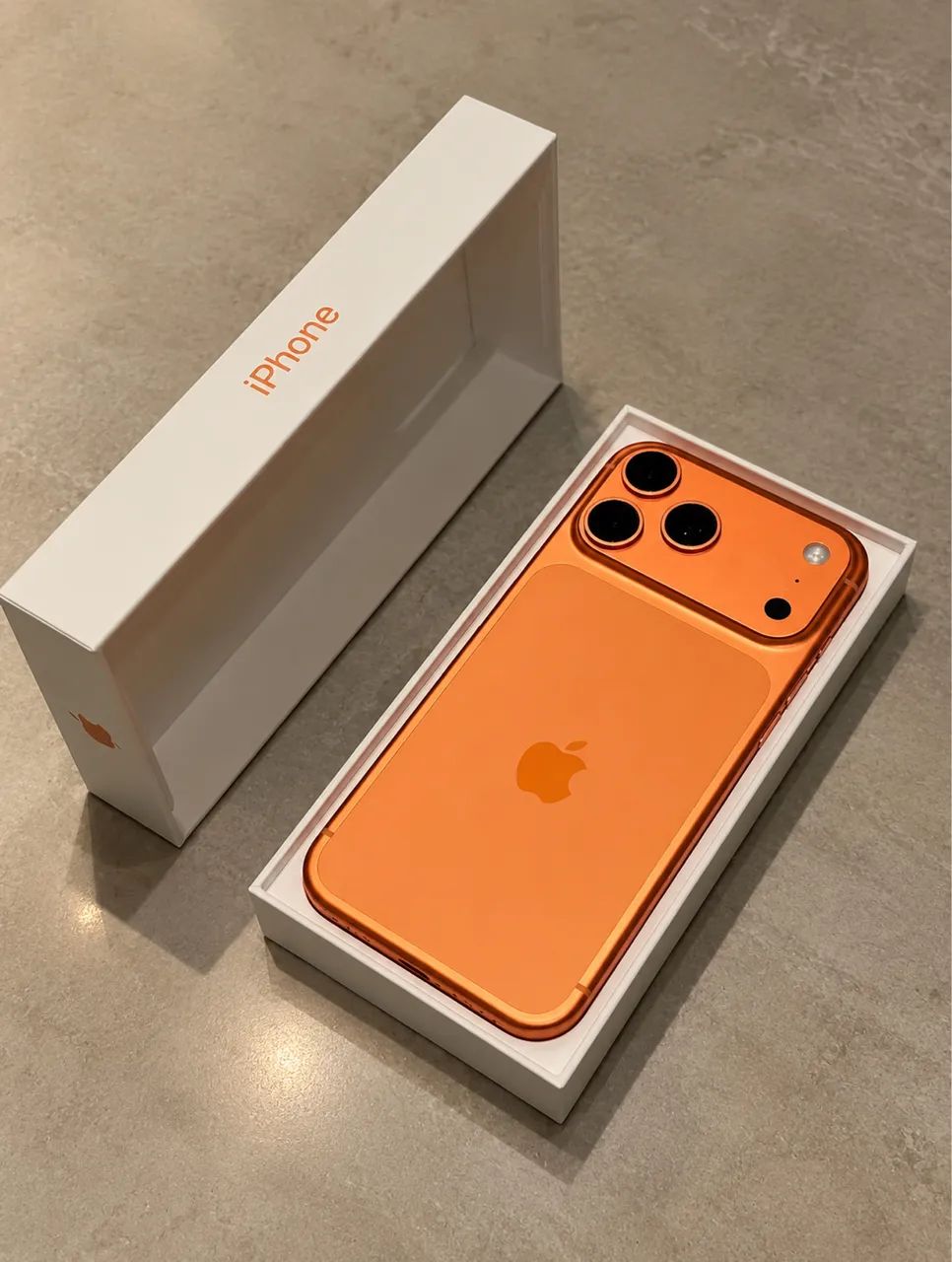 iPhone 17 pro (troco por câmera Sony + volta)