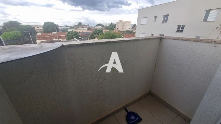Aluguel Apartamento SANTA MÔNICA - Foto 3