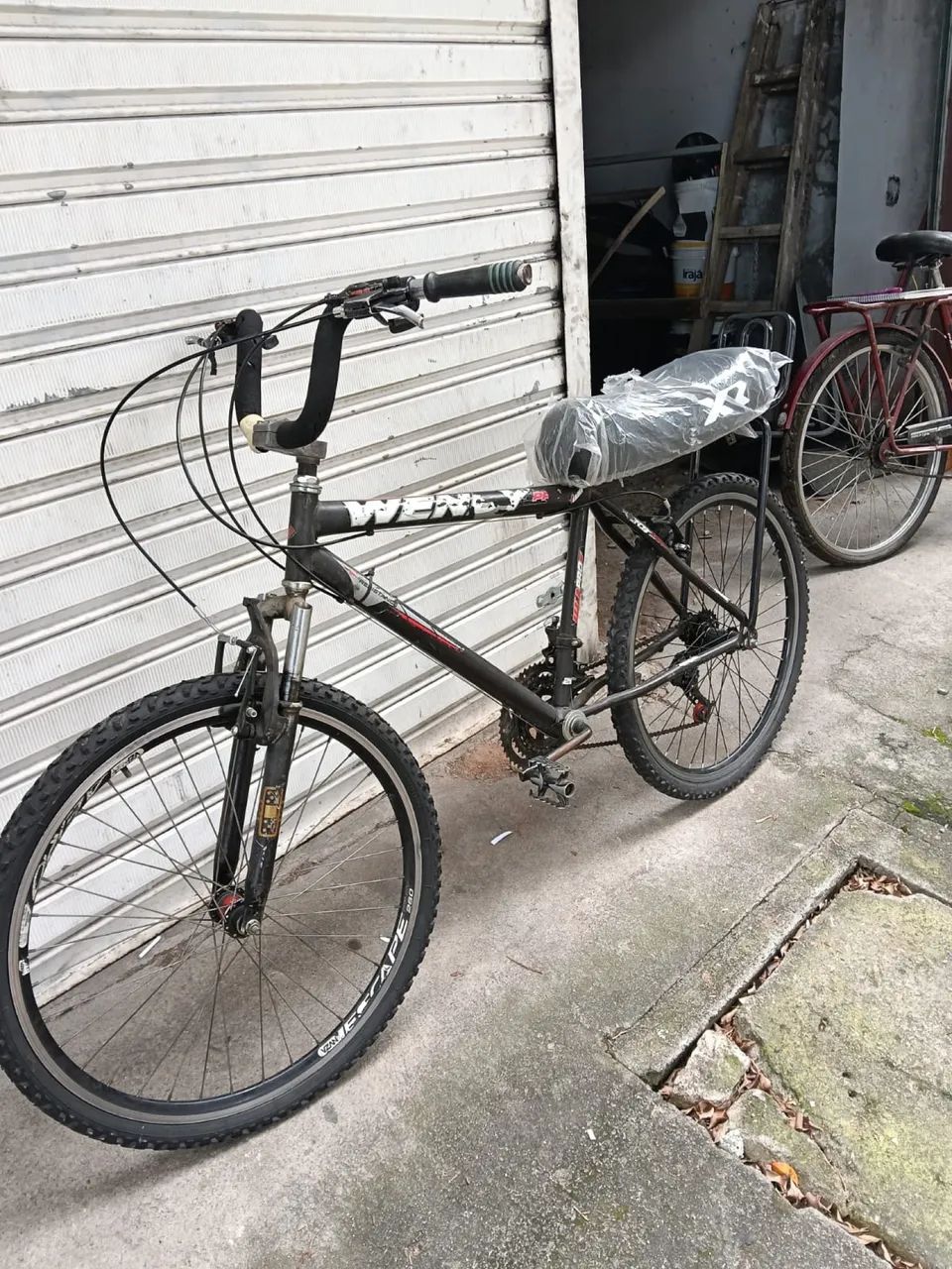 Bicicleta aro 26 banco e garupa novos  - Foto 5