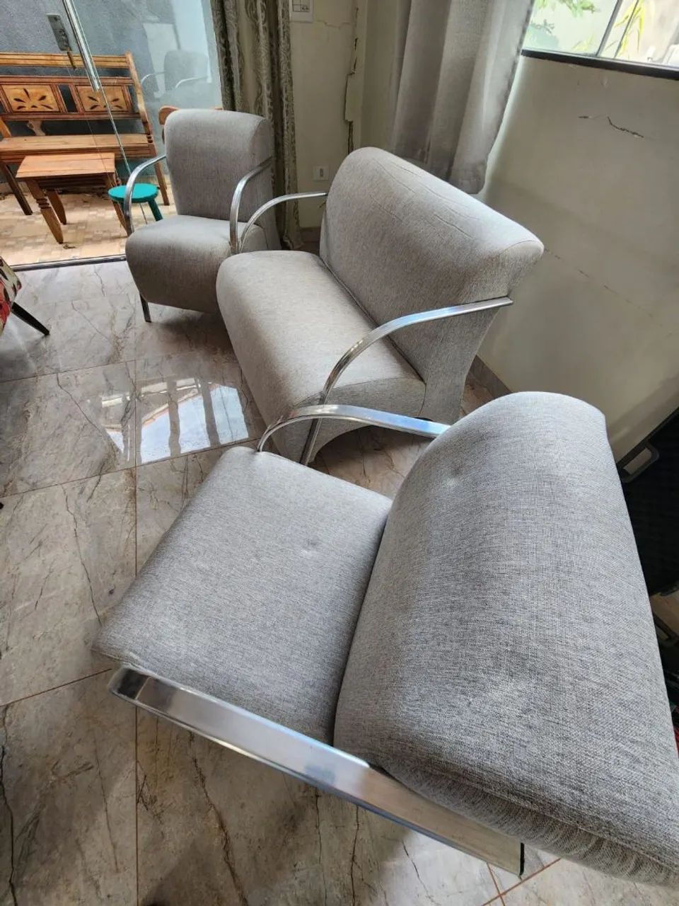 Vendo sofá 3 lugares por 1.200  - Foto 2