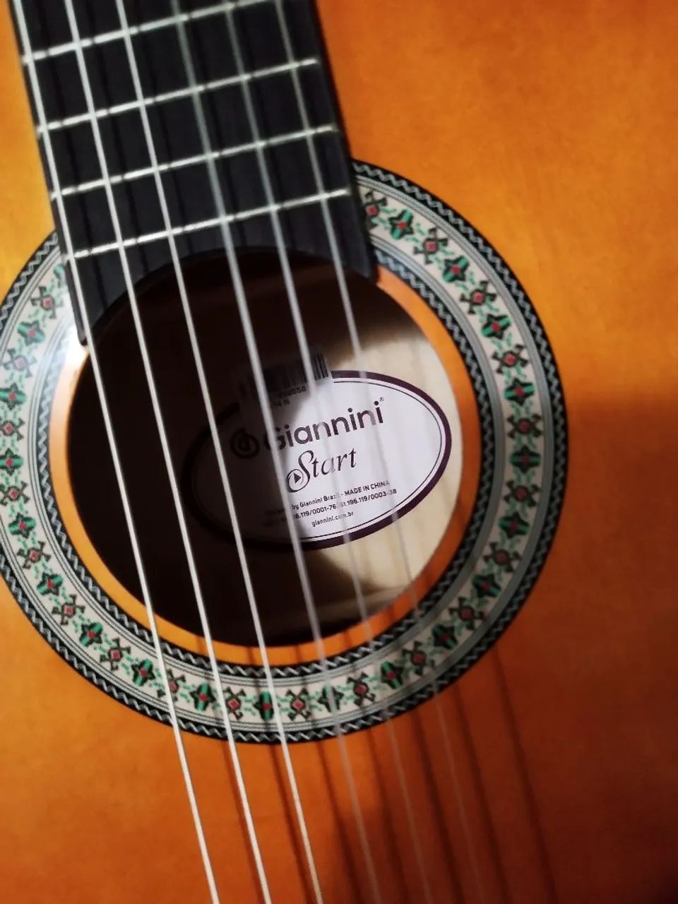 Violão elétrico Gianini 