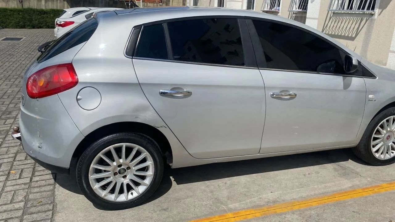 Fiat Bravo Absolute Dualogic 1.8 Flex 16V 5P 2011 - Foto 5