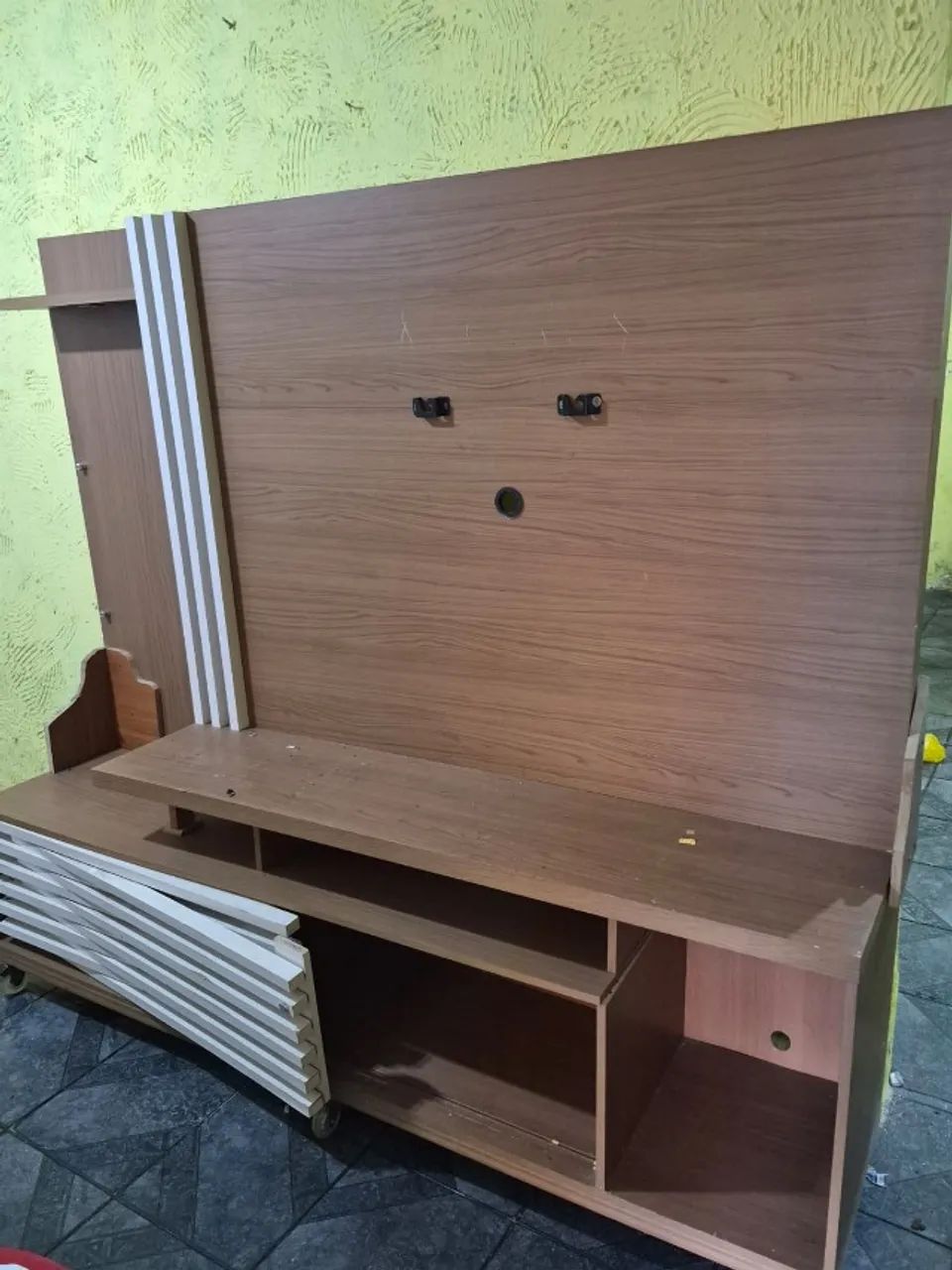 Painel para TV com Rack em MDF