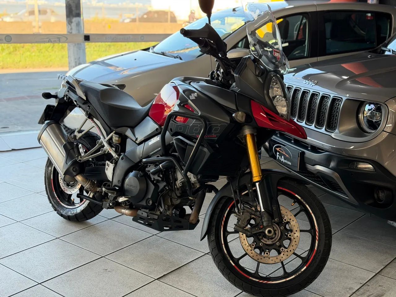 DL 1000 V-STROM - Foto 5