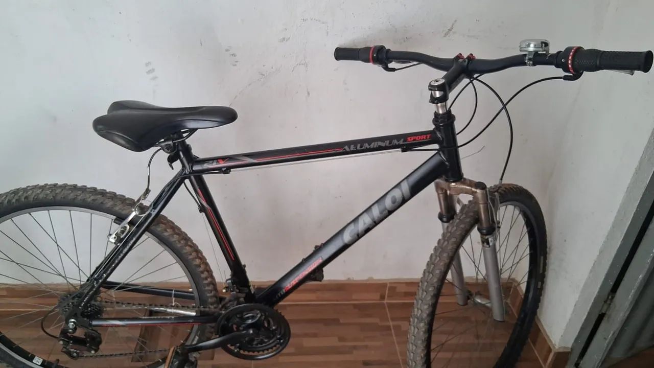 Bicicleta Caloi aro 26.