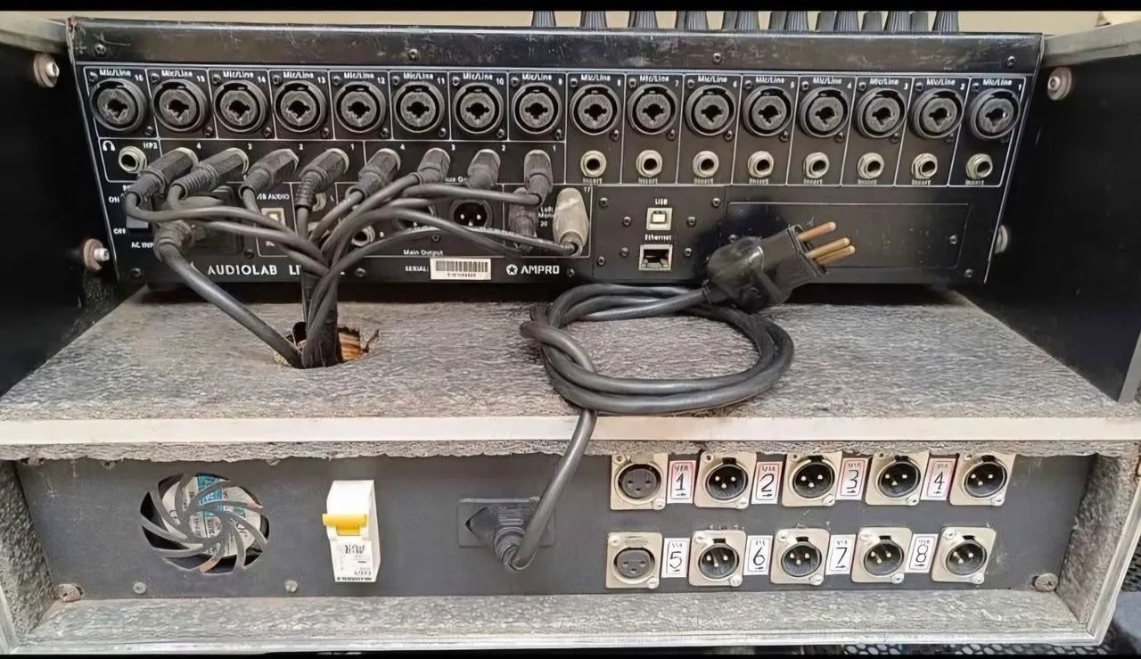 Mesa digital live 16xl - Foto 3