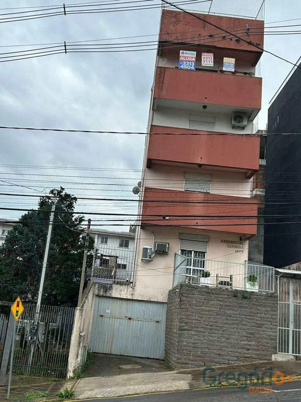 BOX GARAGEM NO RESIDENCIAL CAPINGUI