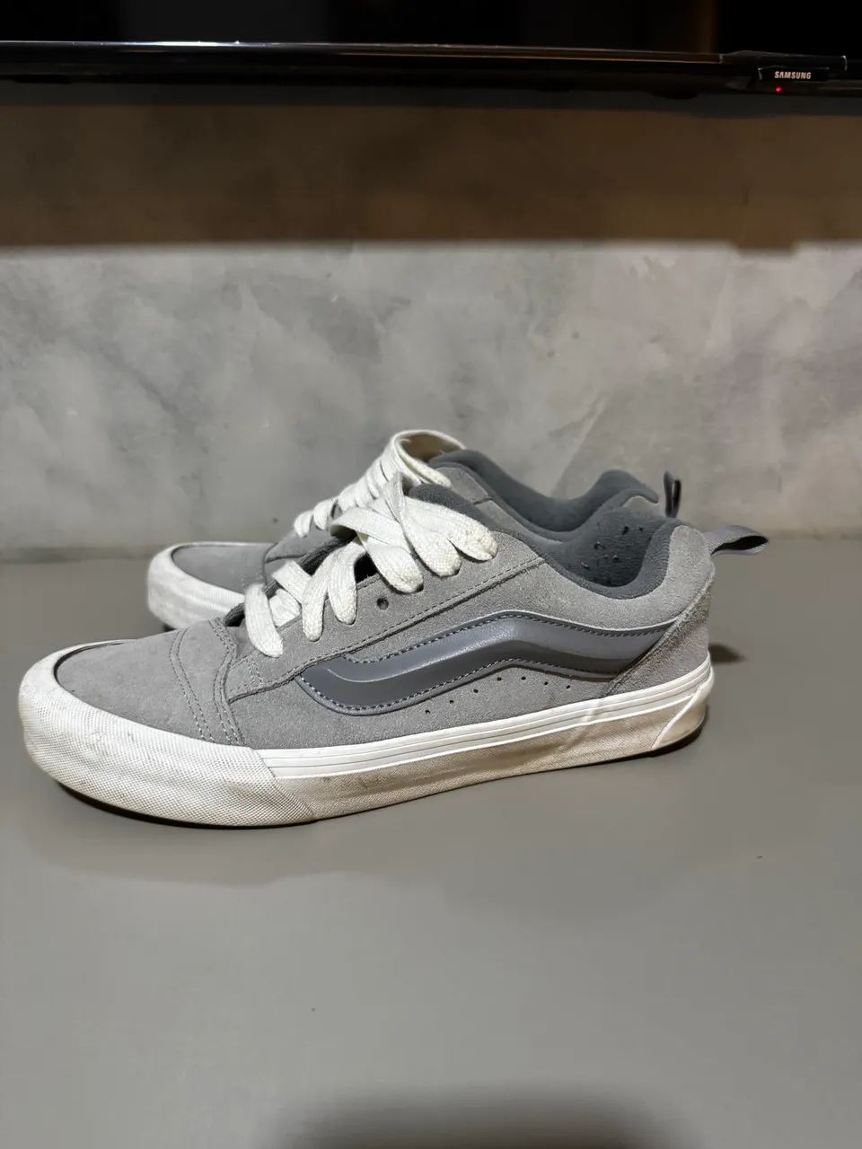 Vans knu school cinza tamanho 40 - Foto 2
