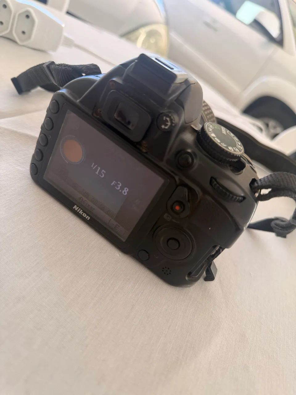Nikon D3100 - Foto 2
