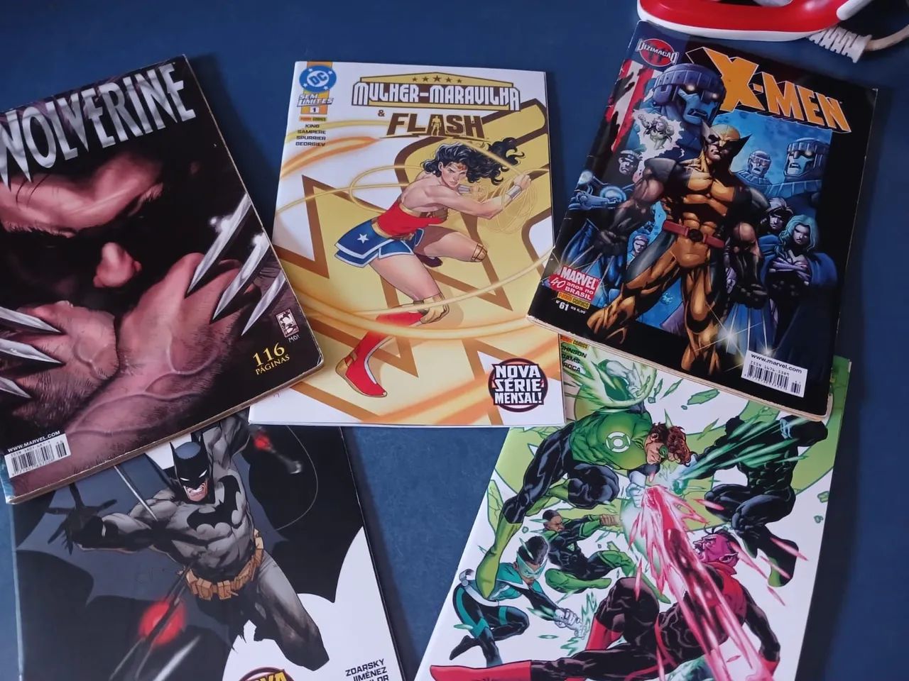 Vende-se 5 HQ's Marvel/DC
