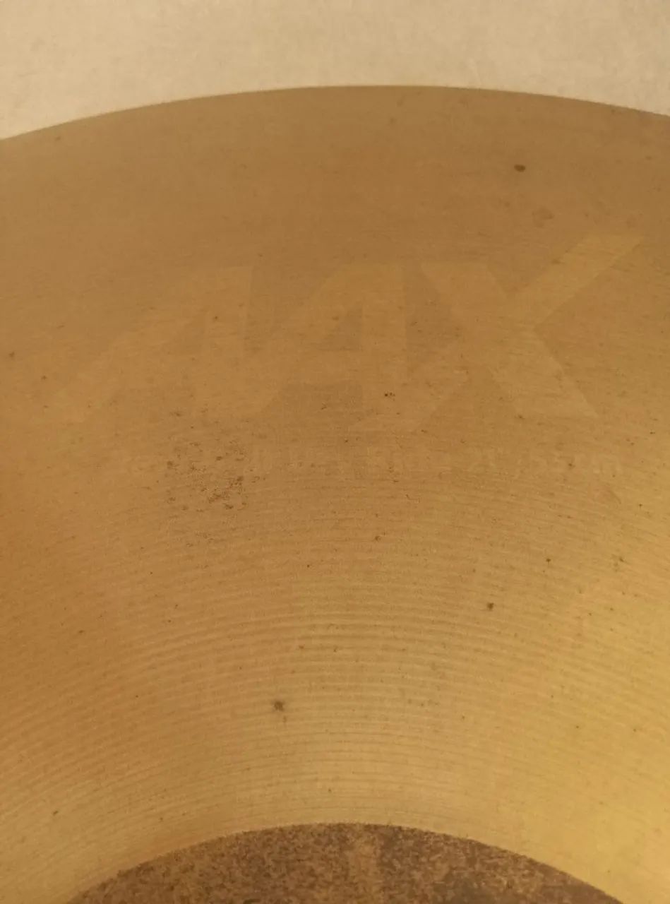 ## Prato de bateria Sabian AAX Raw Bell Dry Ride 21, B20, sem detalhes, oportunidade!!