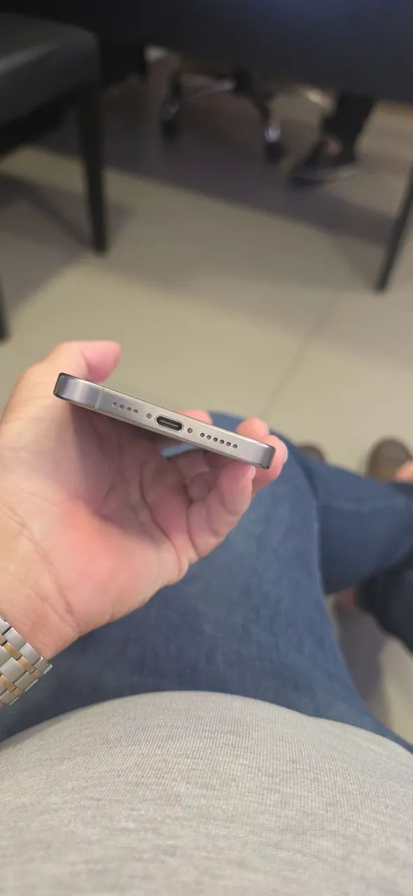 Vendo iPhone 15Pro Max 256Gb - Foto 2