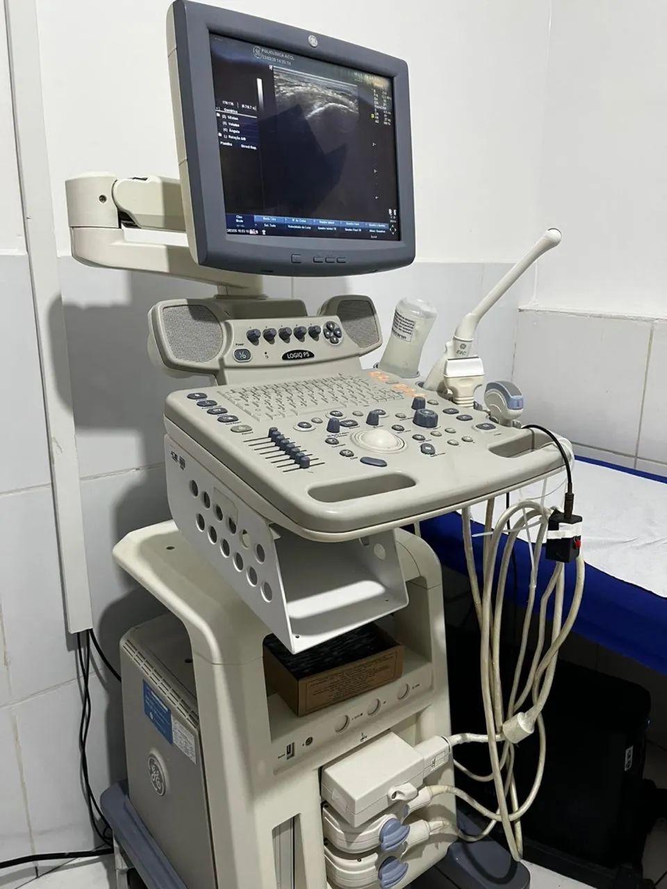 Vendo aparelho ultrassom ultrassonografia Logic P5 - Foto 2