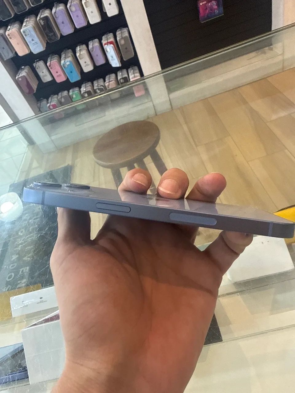 Iphone 14 128 semi Bateria 86% - com garantia  - Foto 3