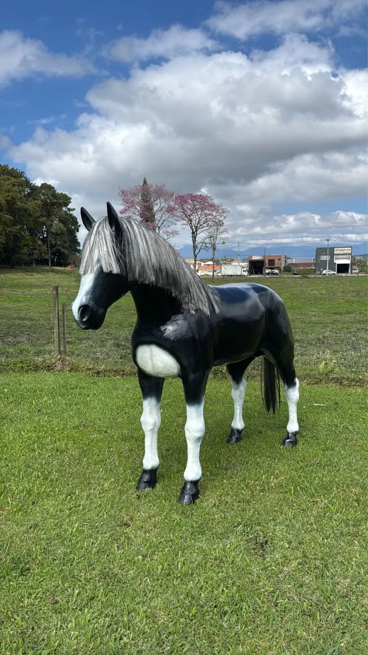 Cavalo de fibra  - Foto 2
