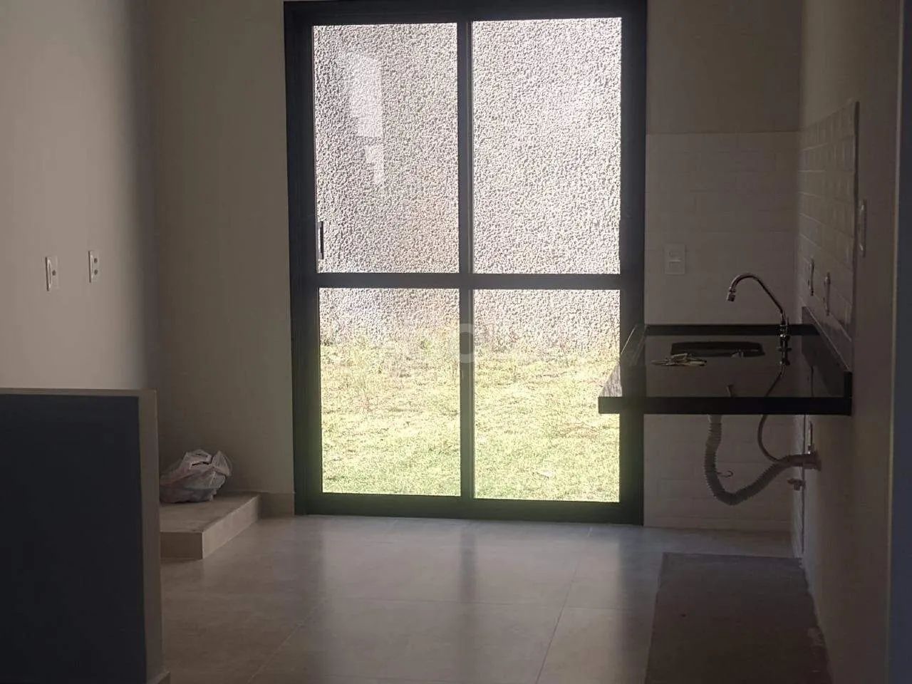 Casa para Alugar com 2 suítes sendo 1 com varanda - Residencial Vila Gaia - Foto 3