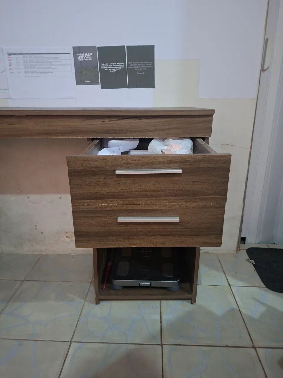 Mesa de estudos - Foto 2