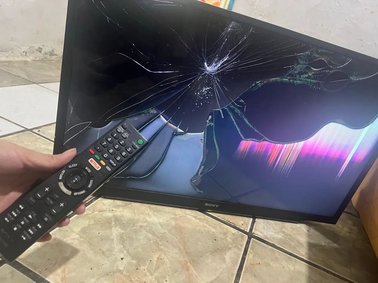 Televisão Sony 32 polegadas com defeito - Foto 3