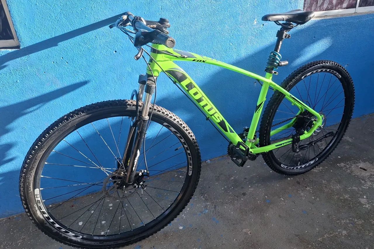 BICICLETA LOTUS ARO 29 COM DOCUMENTAÇÃO  - Foto 3