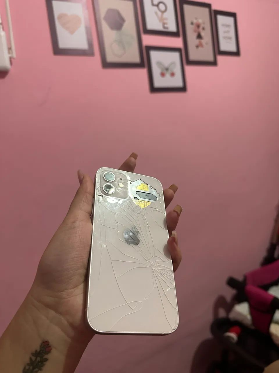 iPhone 12  - Foto 2