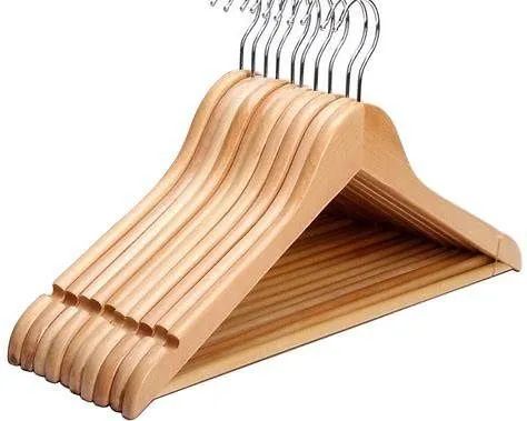 Cabides e arara de parade 