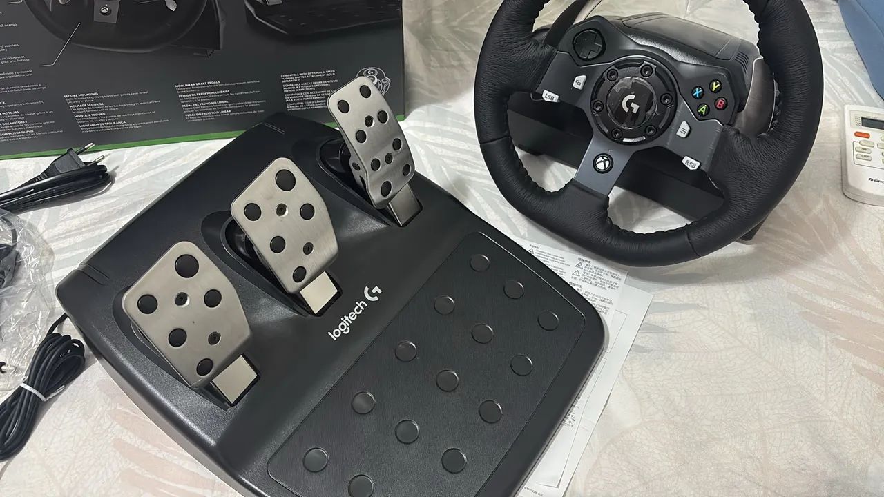 Volante logitech g920 + cockpit - Foto 2