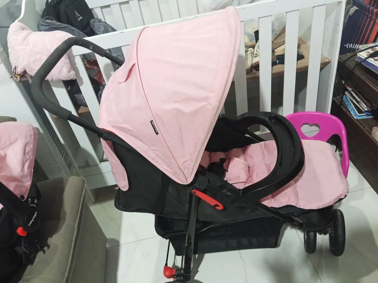 Carrinho e bebê conforto de menina  - Foto 5
