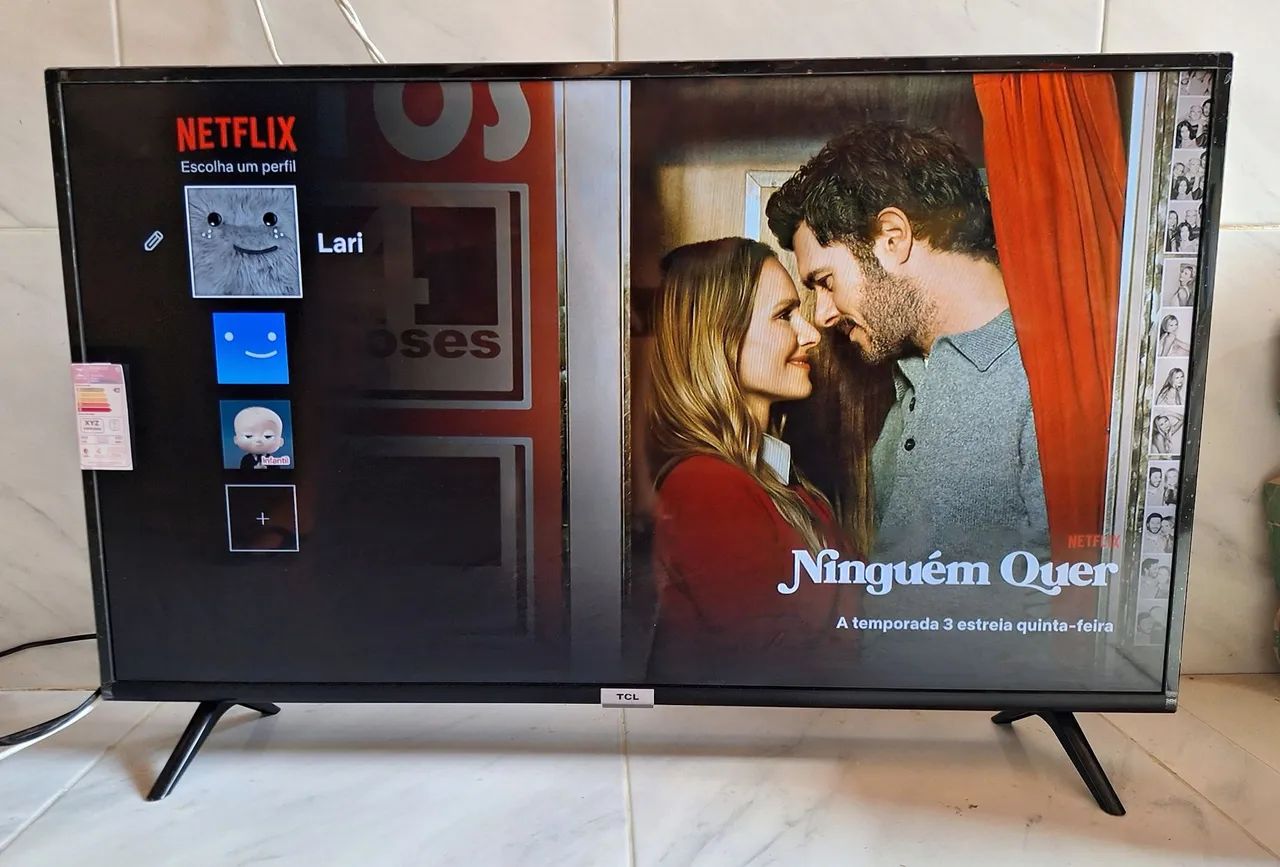 Tv Smart TCL Android 40' polegadas  - Foto 3