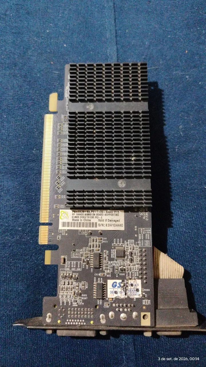 Placa de Vídeo Nvidia GeForce 7200 GS 256MB  Funcionando - Foto 2