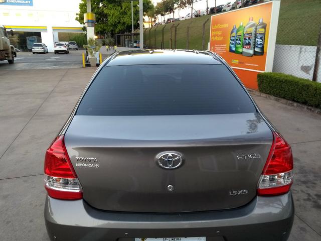 Etios Sedan 2108 XS Automatic - Foto 8