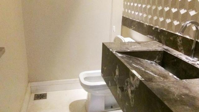 Casa duplex solta, 220 m² de área privativa, 6 vagas , 4 dormitórios - Foto 10