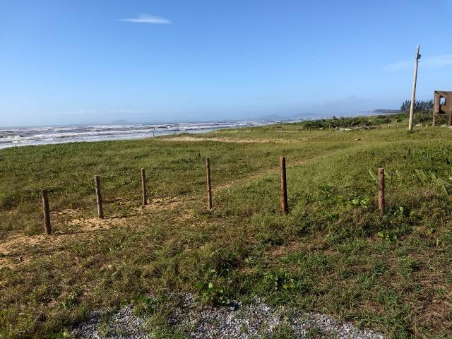 LCód: 016 Terreno no Condomínio Verão Vermelho em Unamar- Tamoios-Cabo Frio - Foto 2