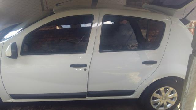 Sandero - Foto 3