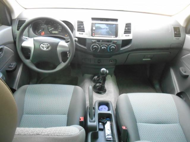 Hilux 3.0 4x4 Manual Cab. Dupla - Foto 3