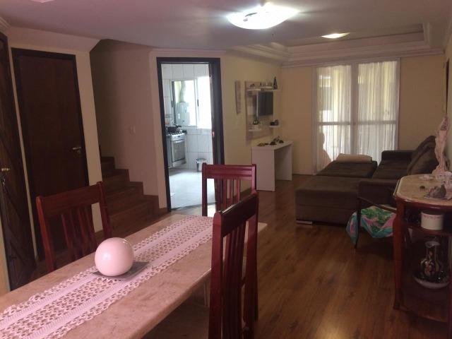 Sobrado localização privilegiada, semi-mobiliado, 3 quartos (1 suíte) + escritório/quarto - Foto 2