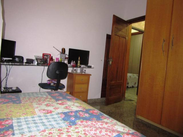 Linda casa colonial no carlos prates! 03 qtos. 01 suíte. 03 banhos. 01 varanda. 03 vagas. - Foto 8