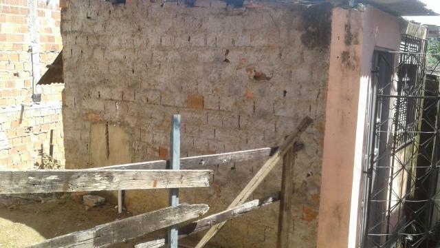 Vendo casa com terreno