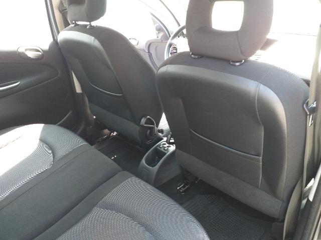 Peugeot 207 SW Escapade - 1.6 - 16 V - Flex - 2010 - Foto 11