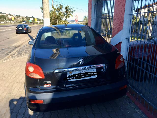 Peugeot 207 passion 2009 automático Fipe é 18mil to querendo nele 14.500 - Foto 2